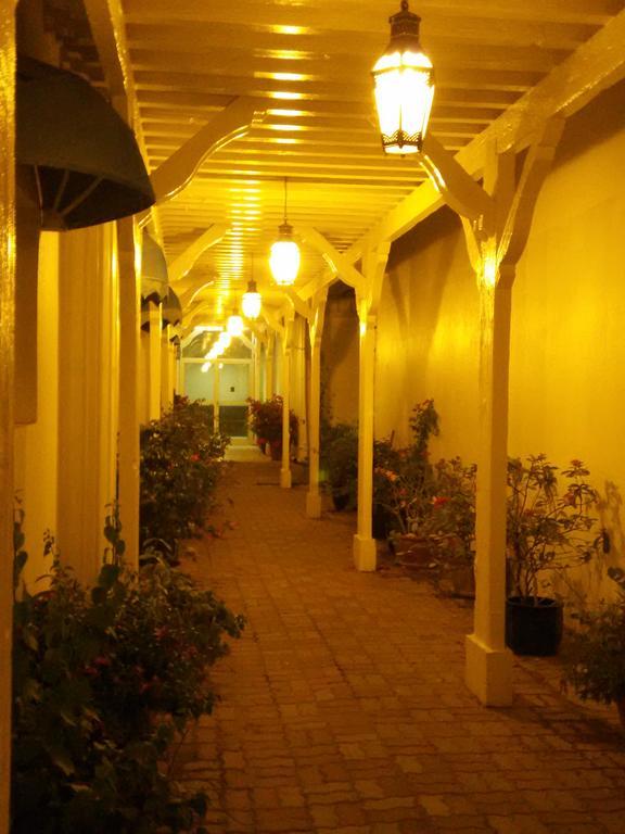 Sharjah International Airport Hotel Exterior foto